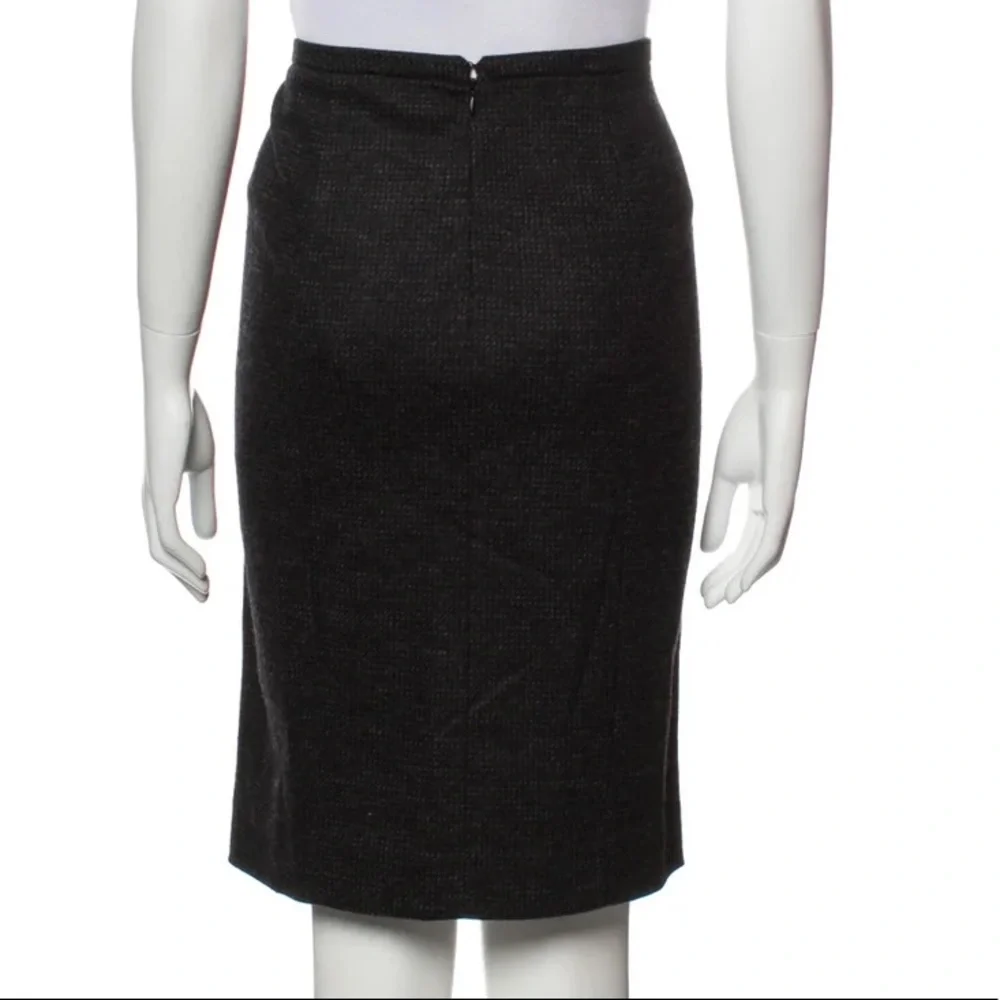 Armani Collezioni plaid 100% wool pencil‎ skirt stretch Made in Italy